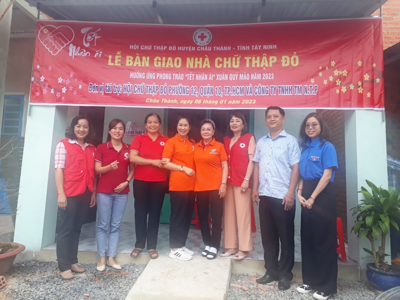 Image: Phường 12 Quận 10 Lễ trao tặng nhà “Mái ấm tình thương” tại tỉnh Tây Ninh.